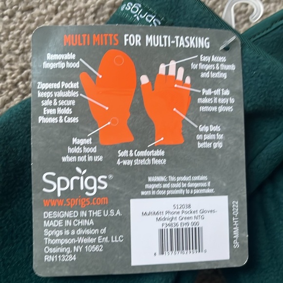 Winter gloves. Multi tasking. Brand new. 1 size fits most. - Picture 4 of 6